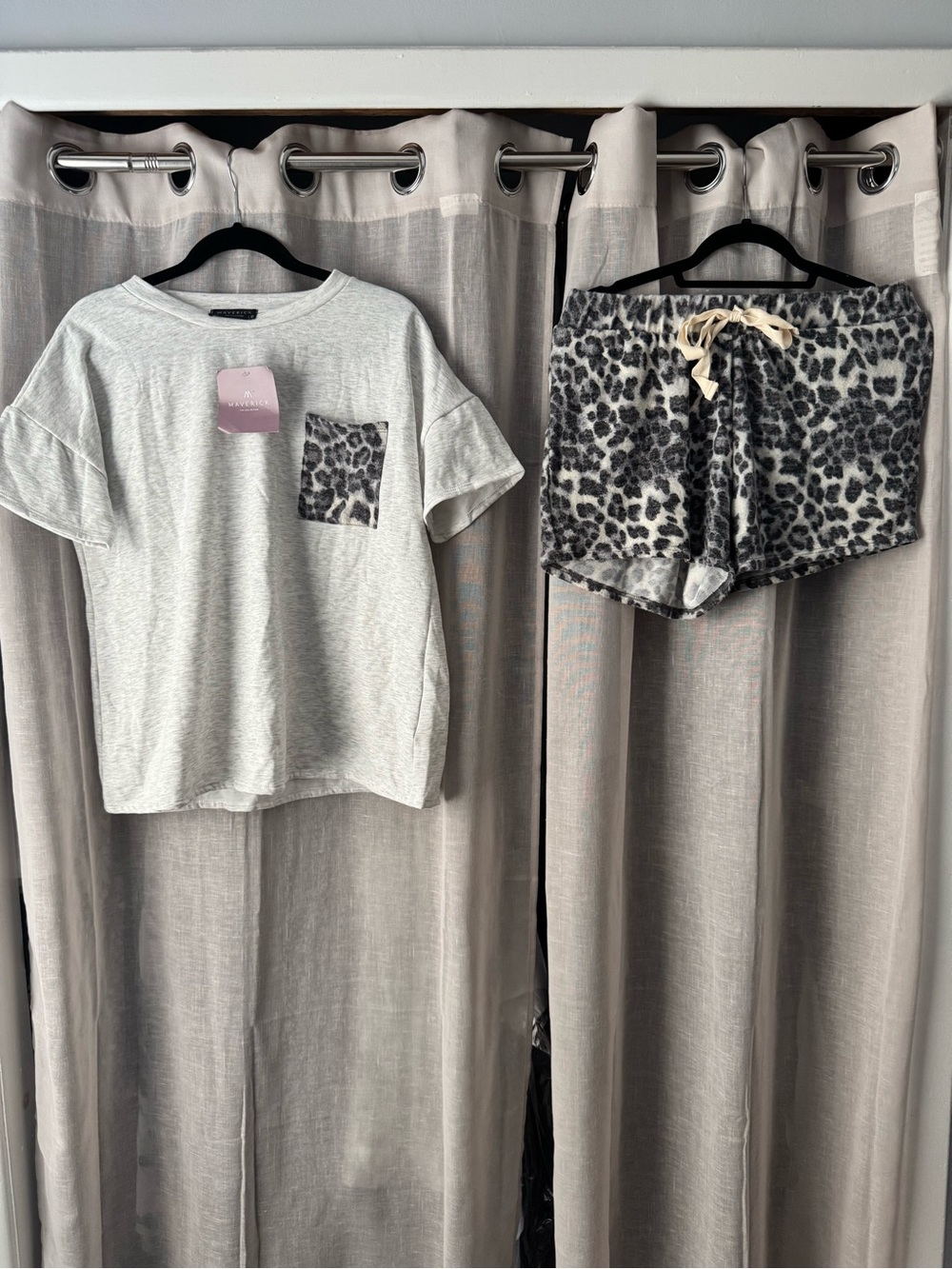Maverick Woman’s Leopard Pocket Tee and shorts pajamas  - Gray